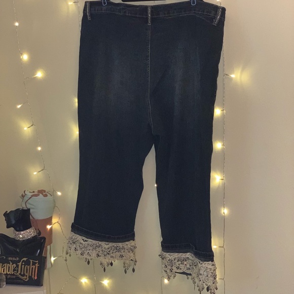 Plus size Boho Capri Jeans!! Size 22. So cute!! - Picture 6 of 6